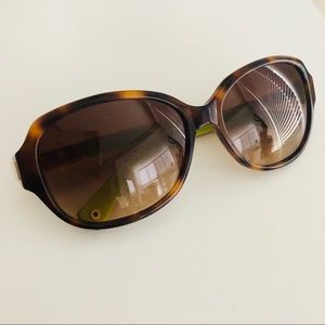 🚫 SOLD 🚫 Coach Tortoise Sunglasses